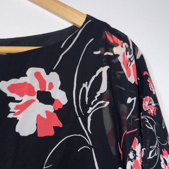 Calvin Klein Black Floral Chiffon Tunic Top women’s Size Medium - Picture 3 of 9
